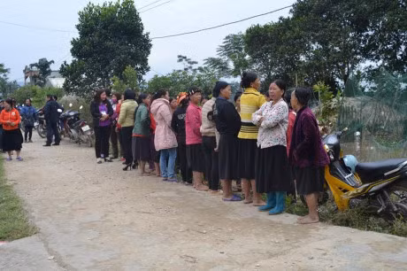 Tham an 4 nguoi o Ha Giang: Nghi can tung giet con ruot - Anh 3