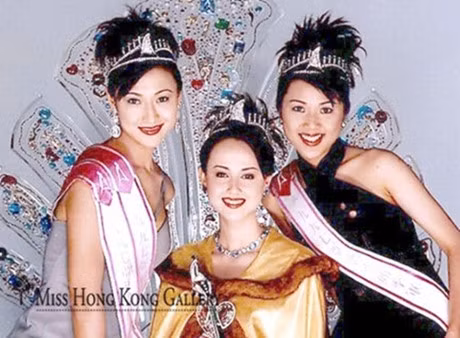 Su that ve chiec mui bi lech cua Hoa hau HongKong - Anh 3