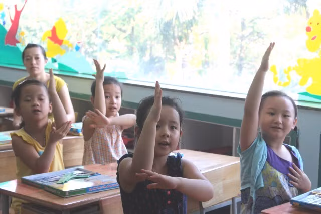 Những câu hỏi nên và không nên đưa ra cho học sinh