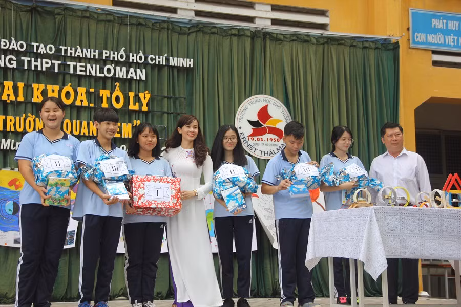 Niềm vui của các nhóm đạt giải