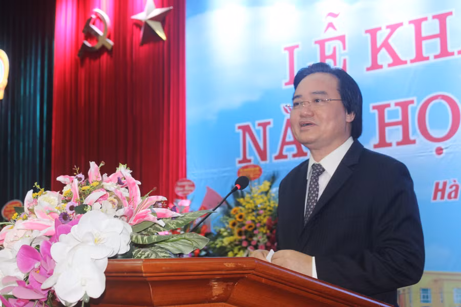 Bộ trưởng Bộ GD&ĐT Phùng Xuân Nhạ phát biểu tai lễ khai giảng