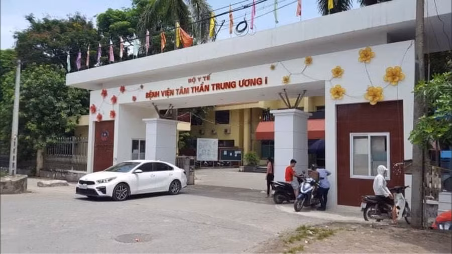 Cổng bệnh viện tâm thần trung ương