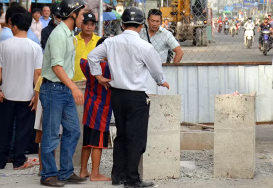 Hiện trường mới được rào chắn lại sau vụ tai nạn. Ảnh: Sơn Hòa