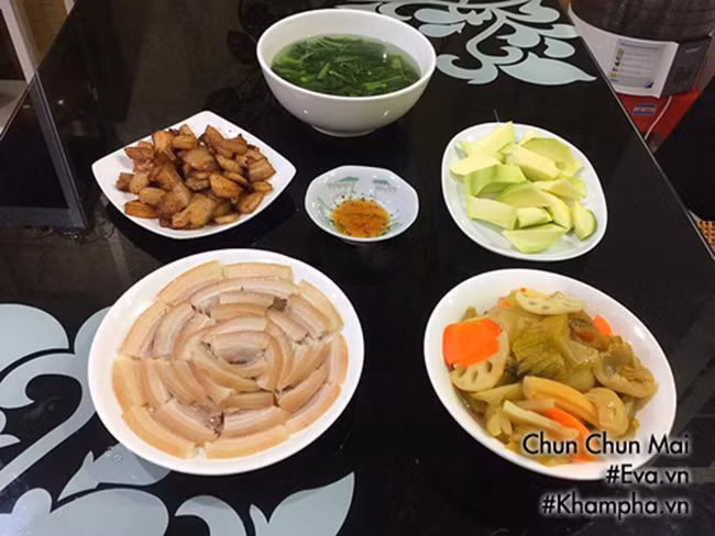 Mẹ Việt chia sẻ 30 mâm cơm chưa bao giờ phải nghĩ ‘hôm nay ăn gì’ ảnh 6 Mẹ Việt chia sẻ 30 mâm cơm chưa bao giờ phải nghĩ ‘hôm nay ăn gì’ ảnh 6