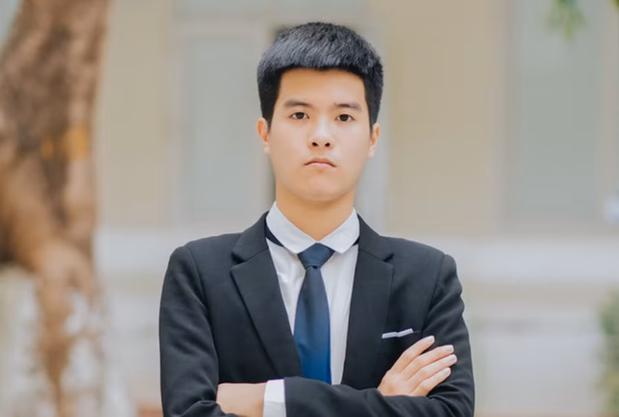 Lò Hải Long. Lò Hải Long.