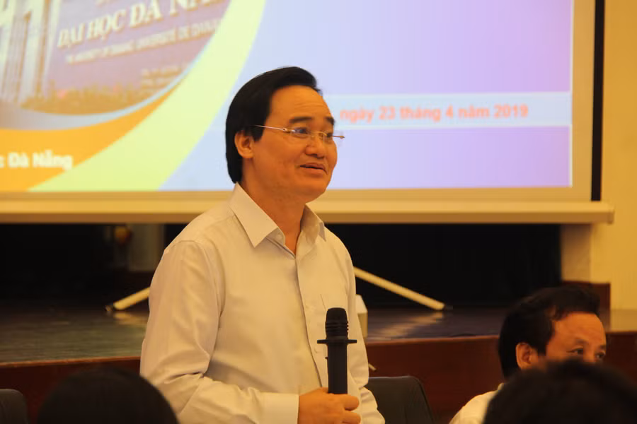 Bộ trưởng Bộ GD&ĐT Phùng Xuân Nhạ tin tưởng thời gian tới Dự án Khu đô thị ĐH Đà Nẵng sẽ được triển khai với tốc độ nhanh