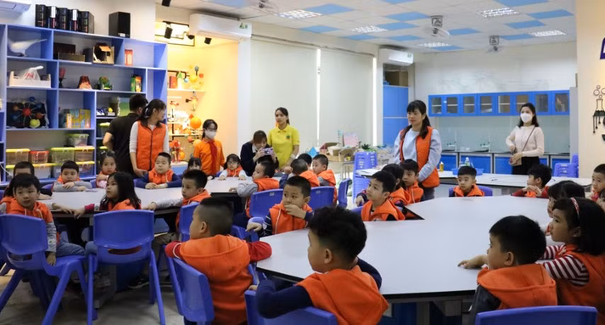 Buổi học trải nghiệm làm quen với lớp 1 tại Trường Tiểu học &amp; THCS FPT - Cầu Giấy.