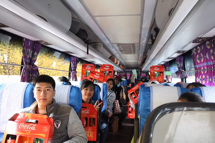 Ai cũng háo hức khi sắp được về bên gia đình những ngày Tết