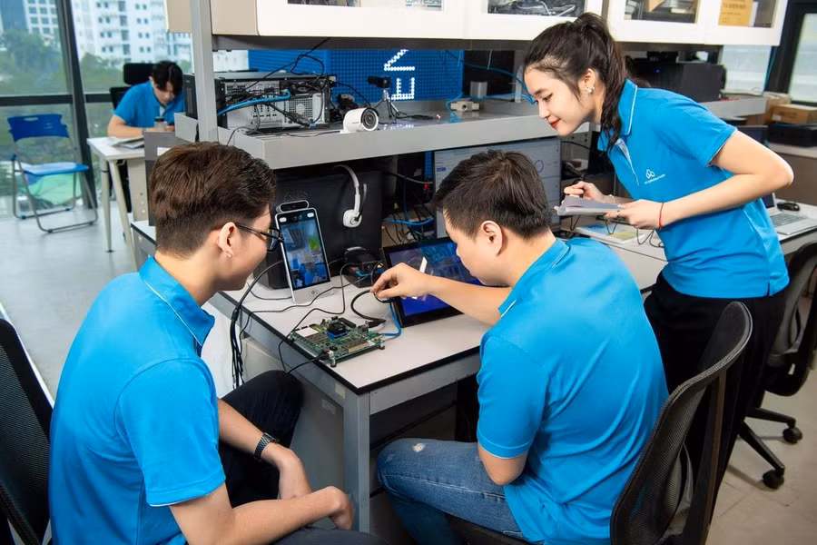 Sinh viên khoa CNTT, Trường ĐH CMC.