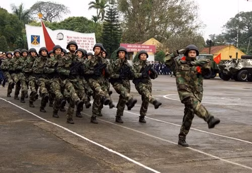  Hải quân đánh bộ là quả đấm thép chủ lực bảo vệ chủ quyền biển đảo Tổ quốc