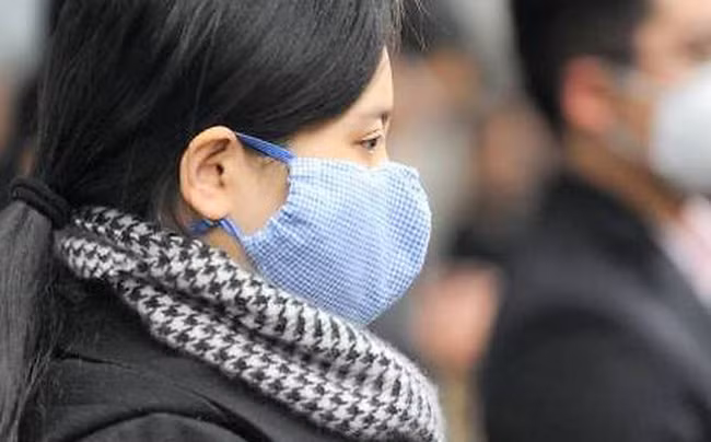 Đeo khẩu trang phòng tránh virus corona: Chuyên gia chỉ ra chi tiết nhỏ nhưng nhiều người làm chưa đúng