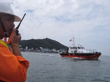 VungTau MRCC trong một lần phối hợp tìm kiếm cứu nạn VungTau MRCC trong một lần phối hợp tìm kiếm cứu nạn