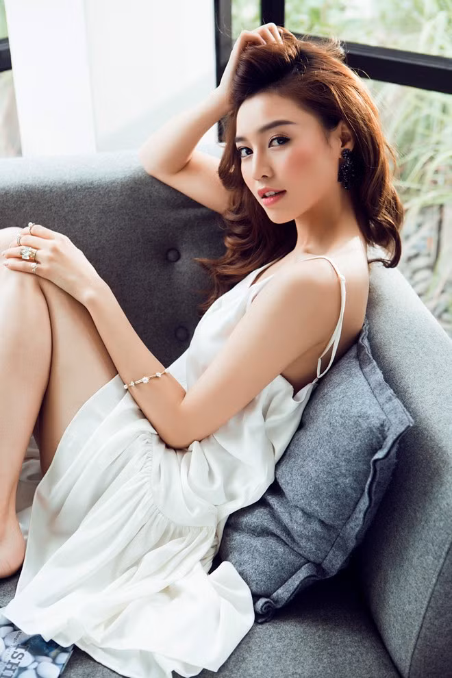 Lan Ngọc tươi tắn dù vướng thị phi hậu BNHV