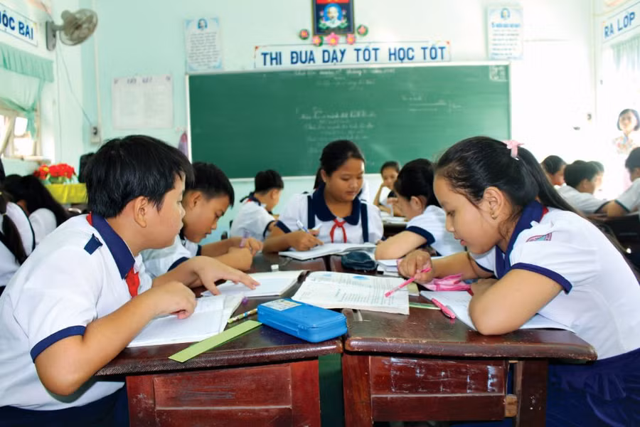 Giờ học tập, thảo luận của HS tỉnh Cà Mau. Giờ học tập, thảo luận của HS tỉnh Cà Mau.