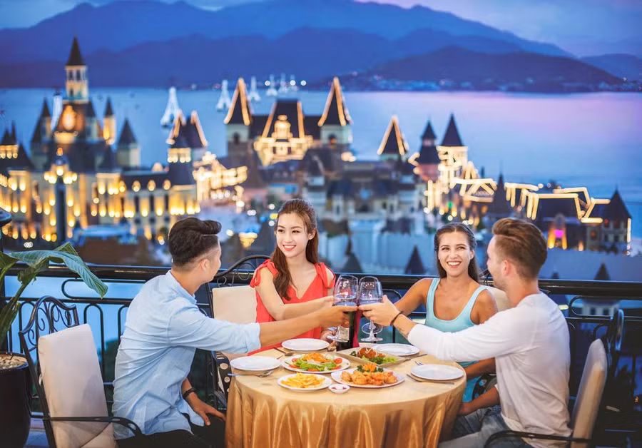 Hãy cùng Vinpearl đón mùa lễ hội tươi vui và hạnh phúc trước ngưỡng cửa Năm mới 2018!