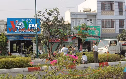 tp hcm: 4 người tháo chạy khỏi tp hcm: 4 nguoi thao chay khoi