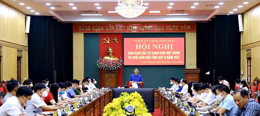 Toàn cảnh hội nghị