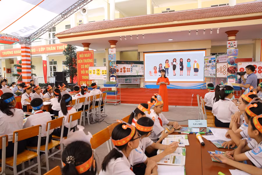 Môn KHTN 6 - bài 20: “Sự lớn lên và sinh sản của tế bào” dạy học theo định hướng giáo dục STEM do cô giáo Hoàng Thị Loan và học sinh lớp 6A, Trường THCS Nam Hà thực hiện.