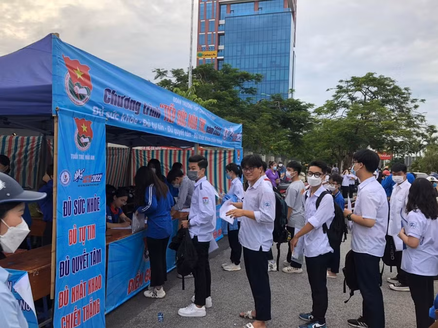 Điểm thi Trường THPT chuyên Trần Phú Điểm thi Trường THPT chuyên Trần Phú