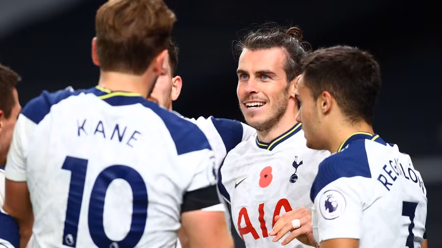 Ngôi sao Gareth Bale ghi bàn quyết định thắng lợi 2-1 cho Tottenham.
