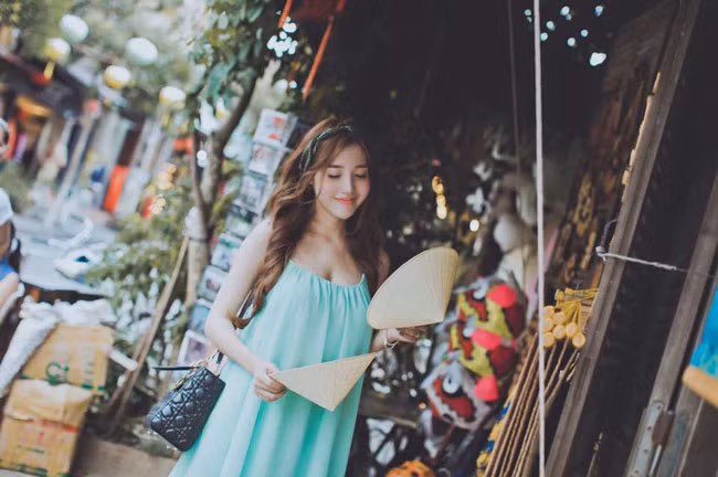 Mẹ con Elly Trần rạng rỡ đón Trung thu ảnh 8 Mẹ con Elly Trần rạng rỡ đón Trung thu ảnh 8