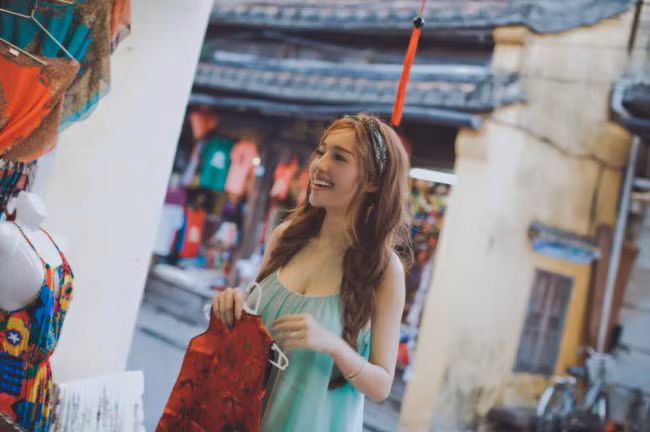 Mẹ con Elly Trần rạng rỡ đón Trung thu ảnh 7 Mẹ con Elly Trần rạng rỡ đón Trung thu ảnh 7