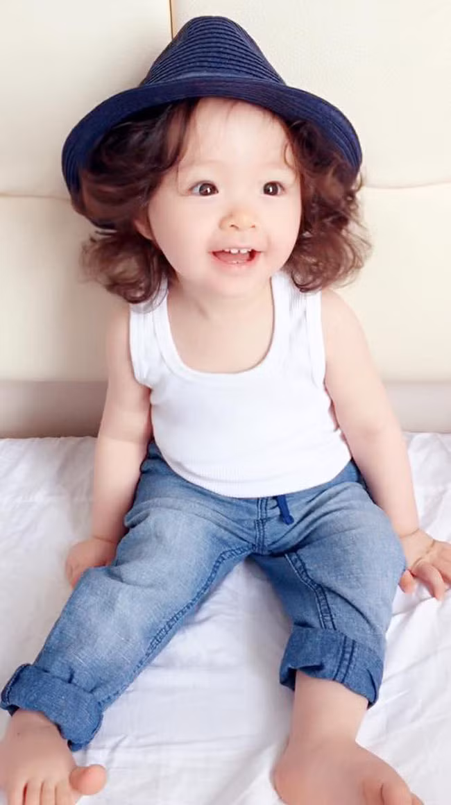 Mẹ con Elly Trần rạng rỡ đón Trung thu ảnh 13 Mẹ con Elly Trần rạng rỡ đón Trung thu ảnh 13