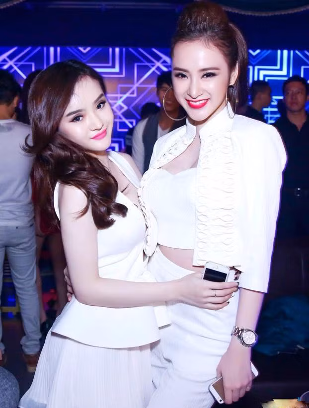 Em gái Angela Phương Trinh bỗng dưng... nảy nở ảnh 6