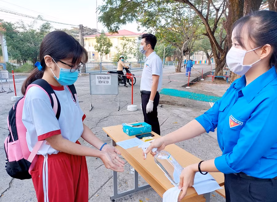 Công tác phòng dịch được các trường thực hiện nghiêm.