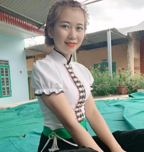 Cô giáo Lò Thị Huyền.