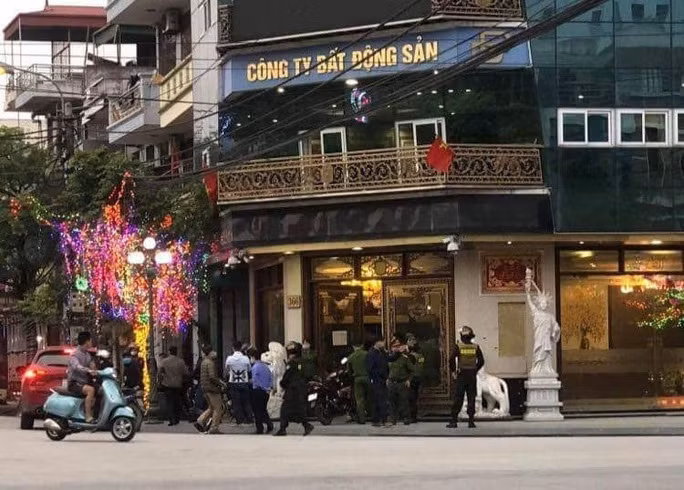 Nữ đại gia bất động sản ở Thái Bình đánh nạn nhân vỡ xương hàm, dập mũi... trước mặt chồng ảnh 1