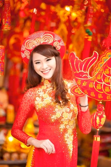 20 gương mặt xinh đẹp nhất "Nữ sinh thanh lịch ĐHQG HN 2015" ảnh 1
