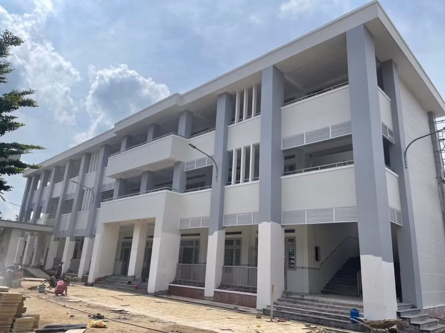 12 phòng học được xây thêm tại Trường Tiểu học Hà Huy Giáp góp phần giảm áp lực trước việc học sinh đầu cấp tăng hàng năm.