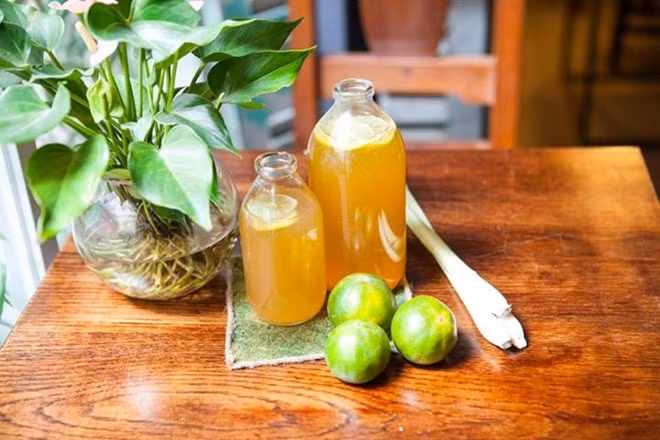 Quán cà phê ghế đẩu hấp dẫn Hồ Ngọc Hà