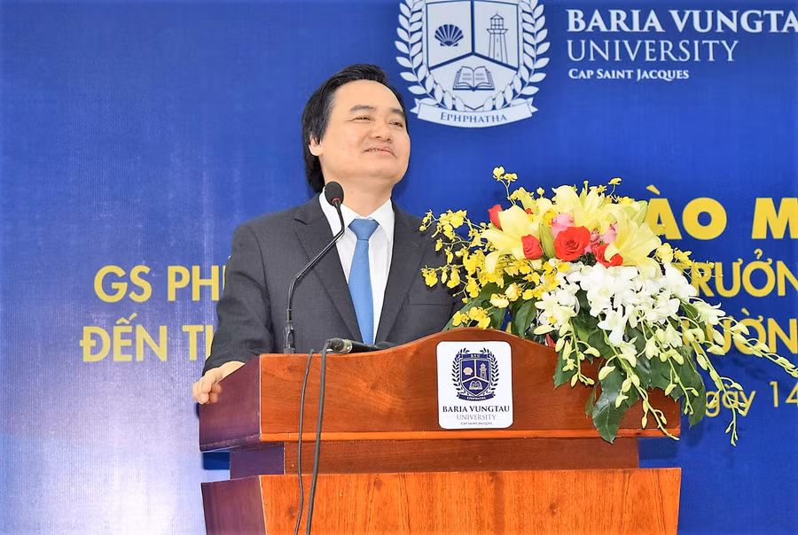 Bộ trưởng Phùng Xuân Nhạ phát biểu tại buổi làm việc