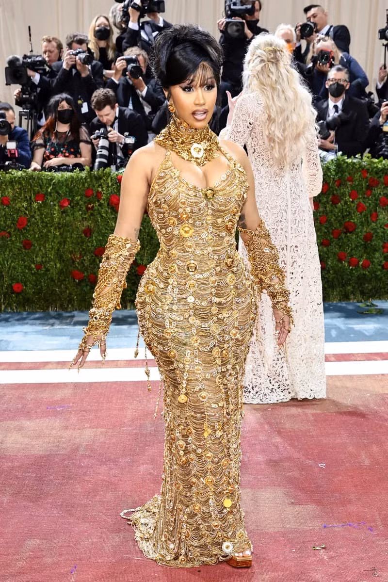 Nữ rapper vô cùng cá tính Cardi B.