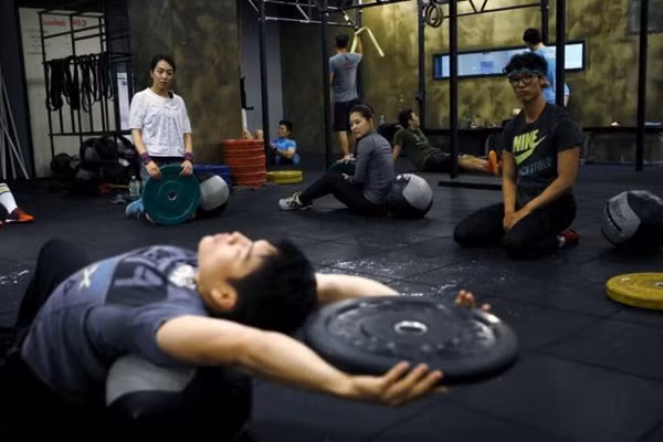 Tạm biệt da trắng mảnh mai, phụ nữ Hàn Quốc phát sốt với tập luyện cơ bắp ảnh 4