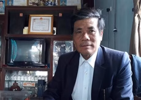 Chuyen chua ke cua thay giao toc bac mot minh tom gon ten cuop vang cua hoc tro - Anh 1