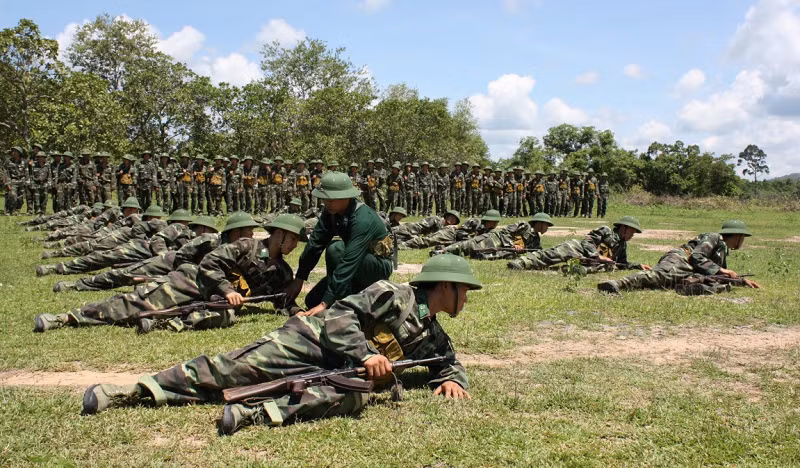Một giờ thực hành tại Trung tâm Giáo dục Quốc phòng và An ninh, Trường Đại học Tây Bắc.