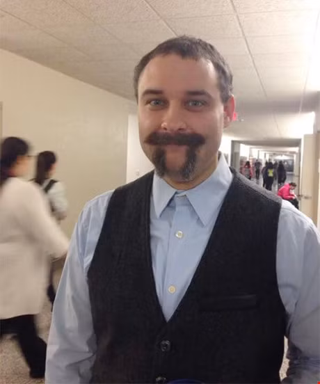 Trang phuc hai huoc tao cam hung cho hoc sinh cua giao vien the gioi - Anh 10