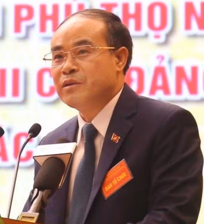 Ông Vi Mạnh Hùng. Ông Vi Mạnh Hùng.
