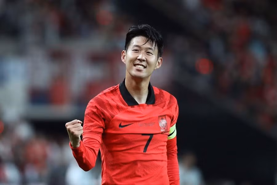 Son Heung Min liên tục dính tin đồn hẹn hò với các mỹ nữ nổi tiếng của Hàn Quốc.