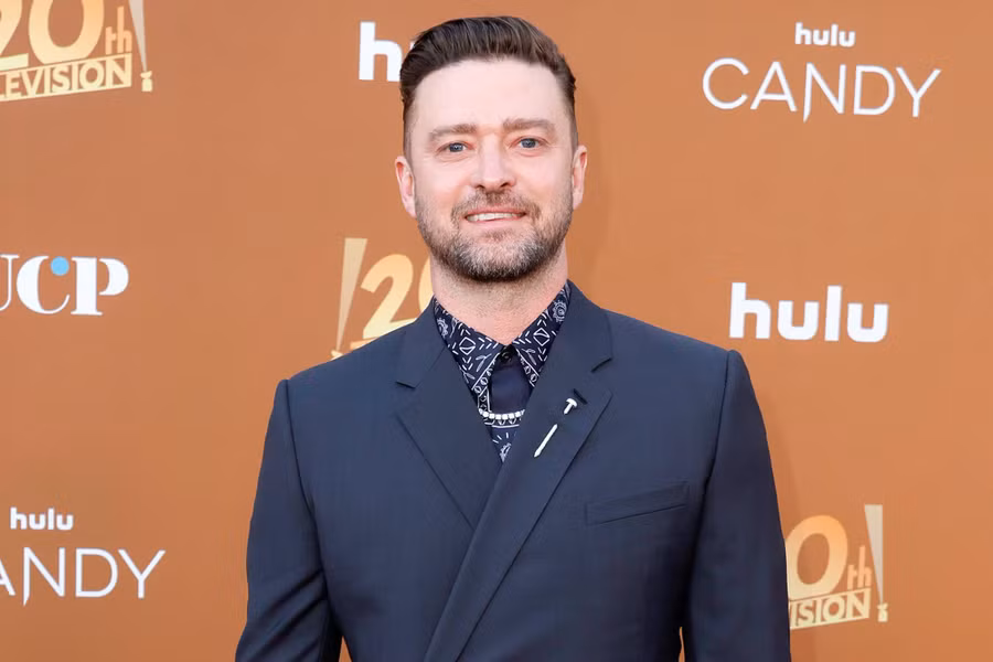 Justin Timberlake: Nam ca sĩ mắc chứng OCD khiến anh ấy cần mọi thứ được sắp xếp một cách hoàn hảo. Anh ấy cũng chỉ cho phép một số loại thực phẩm nhất định trong tủ lạnh của mình.