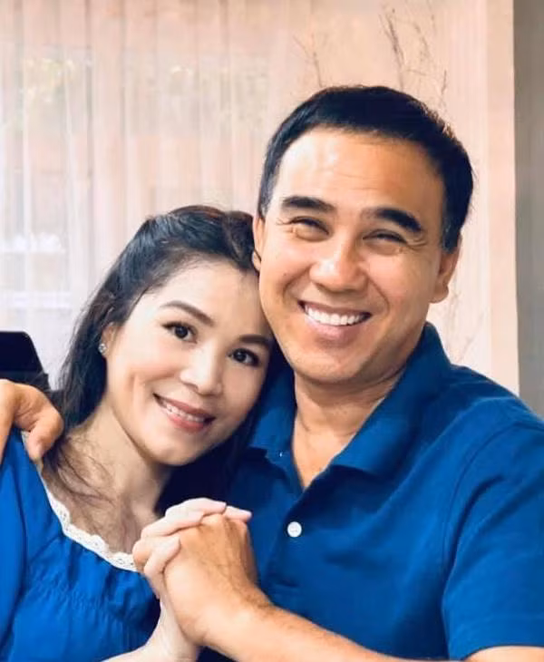 Vợ chồng Dạ Thảo - Quyền Linh. Vợ chồng Dạ Thảo - Quyền Linh.