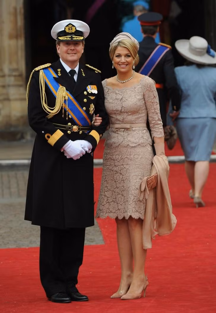 Công nương Maxima cùng Thái tử Willem-Alexander của Hà Lan diện trang phục hoàng gia trong đám cưới của Hoàng tử William và Kate Middleton. Công nương Maxima cùng Thái tử Willem-Alexander của Hà Lan diện trang phục hoàng gia trong đám cưới của Hoàng tử William và Kate Middleton.