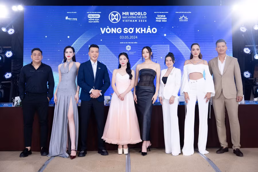 Dàn ban giám khảo tại Mr World Vietnam 2024. Dàn ban giám khảo tại Mr World Vietnam 2024.