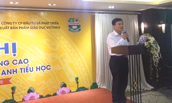 Ông Võ Minh Lợi - Phó GĐ Sở GD&ĐT Cần Thơ phát biểu tại Hội thảo Ông Võ Minh Lợi - Phó GĐ Sở GD&ĐT Cần Thơ phát biểu tại Hội thảo