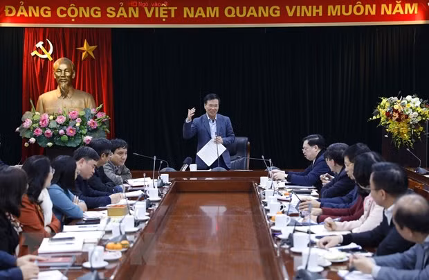 Trưởng Ban Tuyên giáo Trung ương Võ Văn Thưởng chủ trì cuộc họp. (Ảnh: Dương Giang/TTXVN).