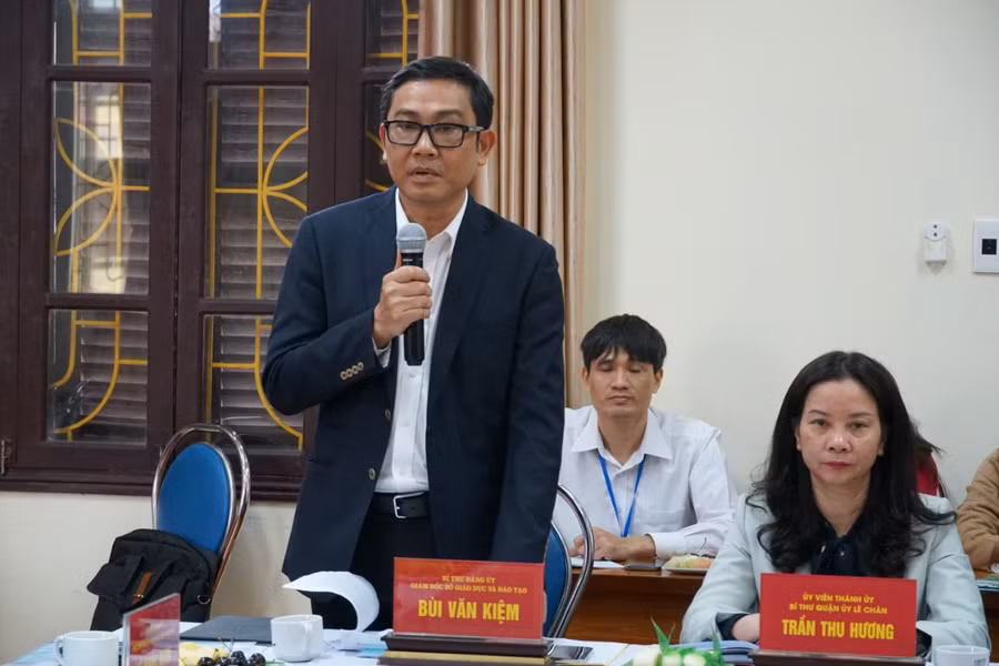 Ông Bùi Văn Kiệm, Giám đốc Sở GD&amp;ĐT thông tin về quá trình thực hiện Nghị quyết 88 cũng như triển khai các quy định liên quan đến chương trình mới.