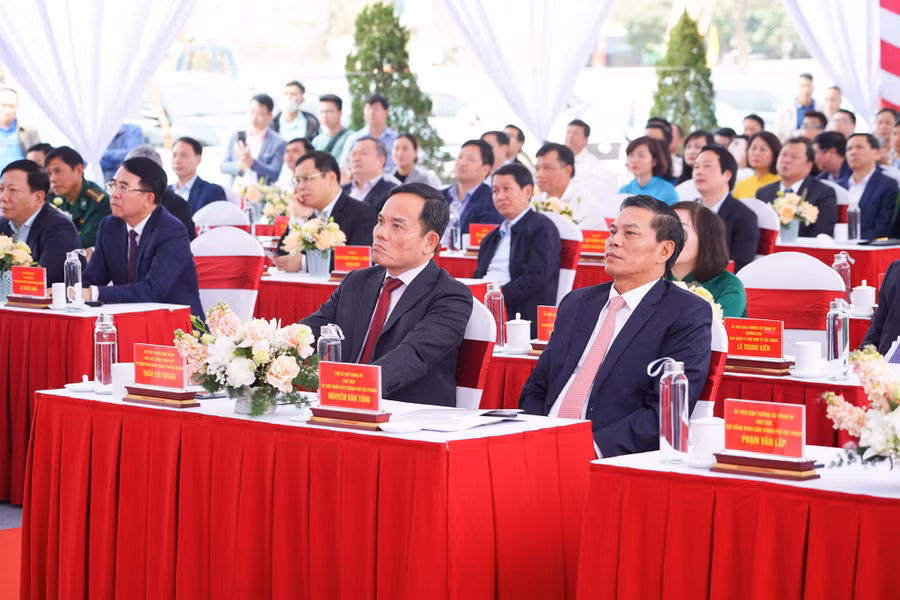 Phó Thủ tướng Chính phủ Trần Lưu Quang dự Lễ khởi công dự án.